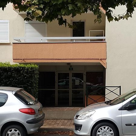Le Marnois-Gare Apartment Noisy-le-Grand Exterior photo