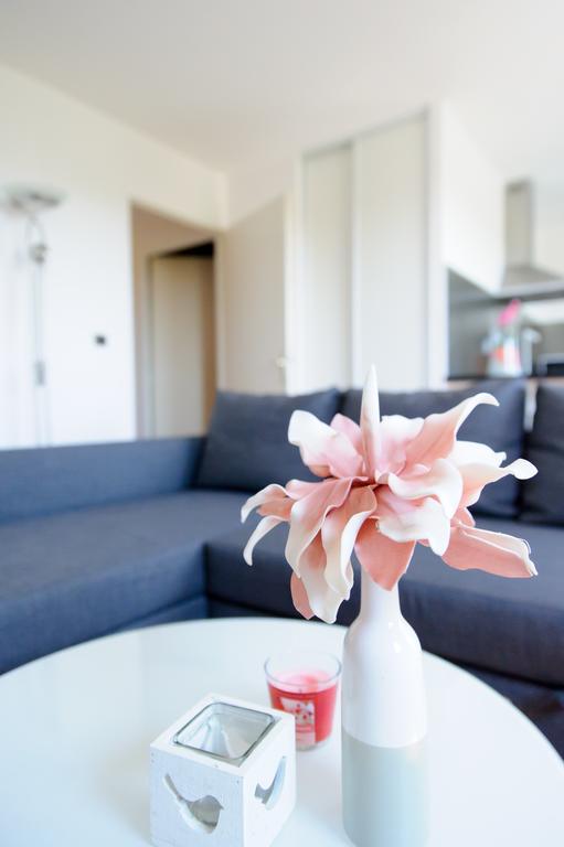 Le Marnois-Gare Apartment Noisy-le-Grand Room photo