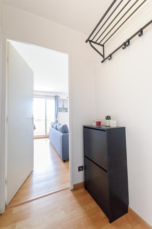 Le Marnois-Gare Apartment Noisy-le-Grand Room photo