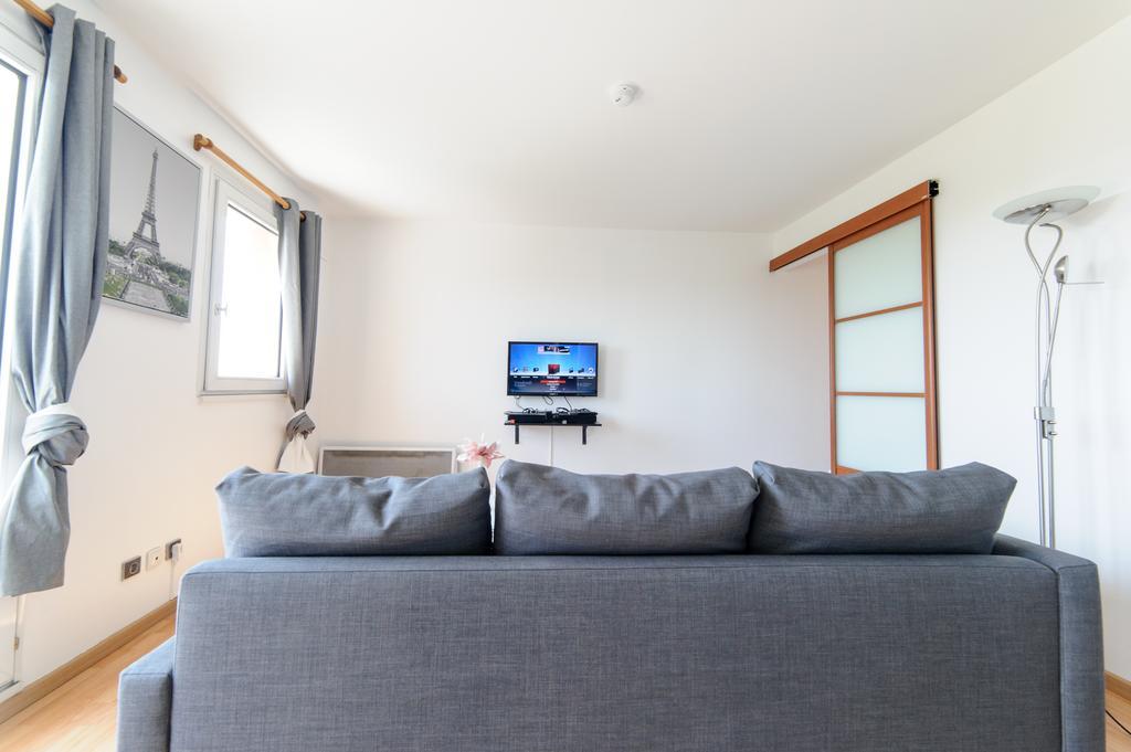 Le Marnois-Gare Apartment Noisy-le-Grand Room photo